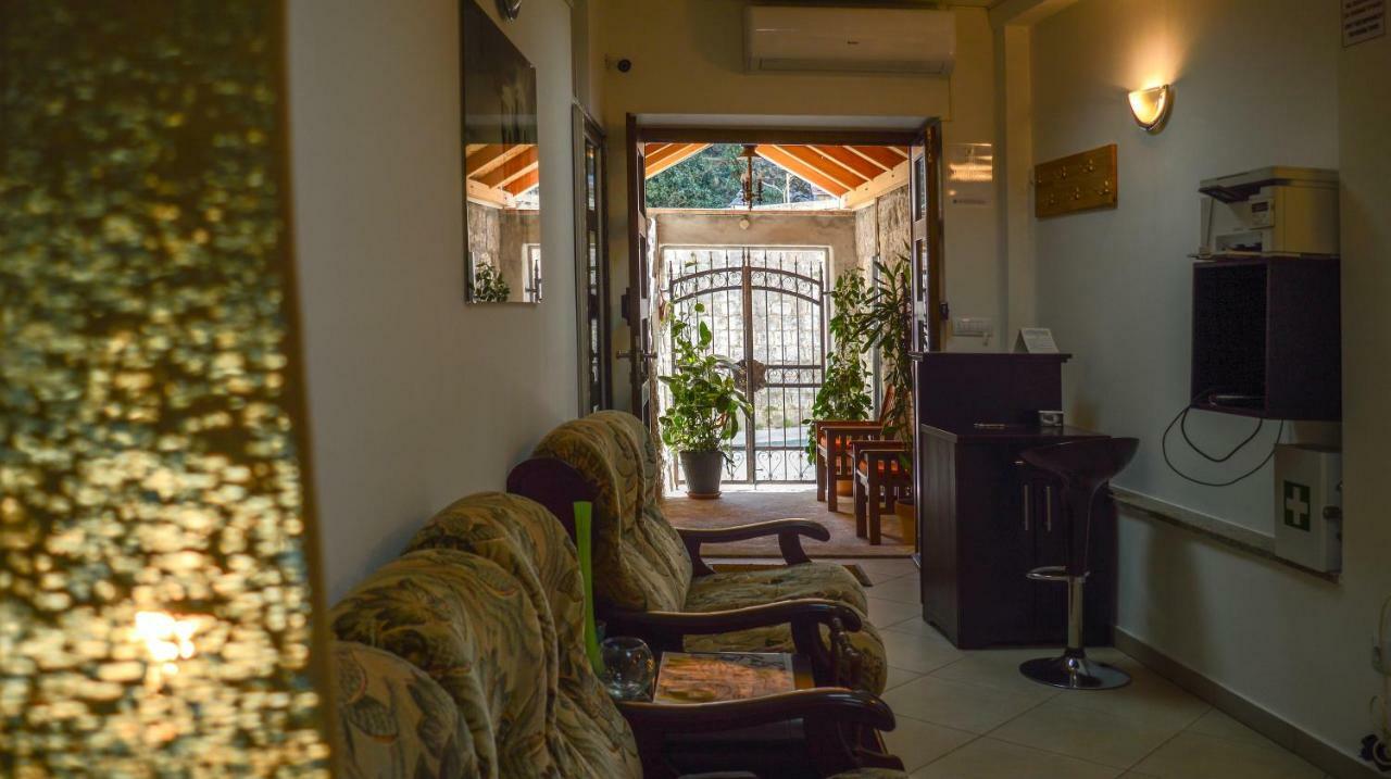 Hostel Синь Экстерьер фото
